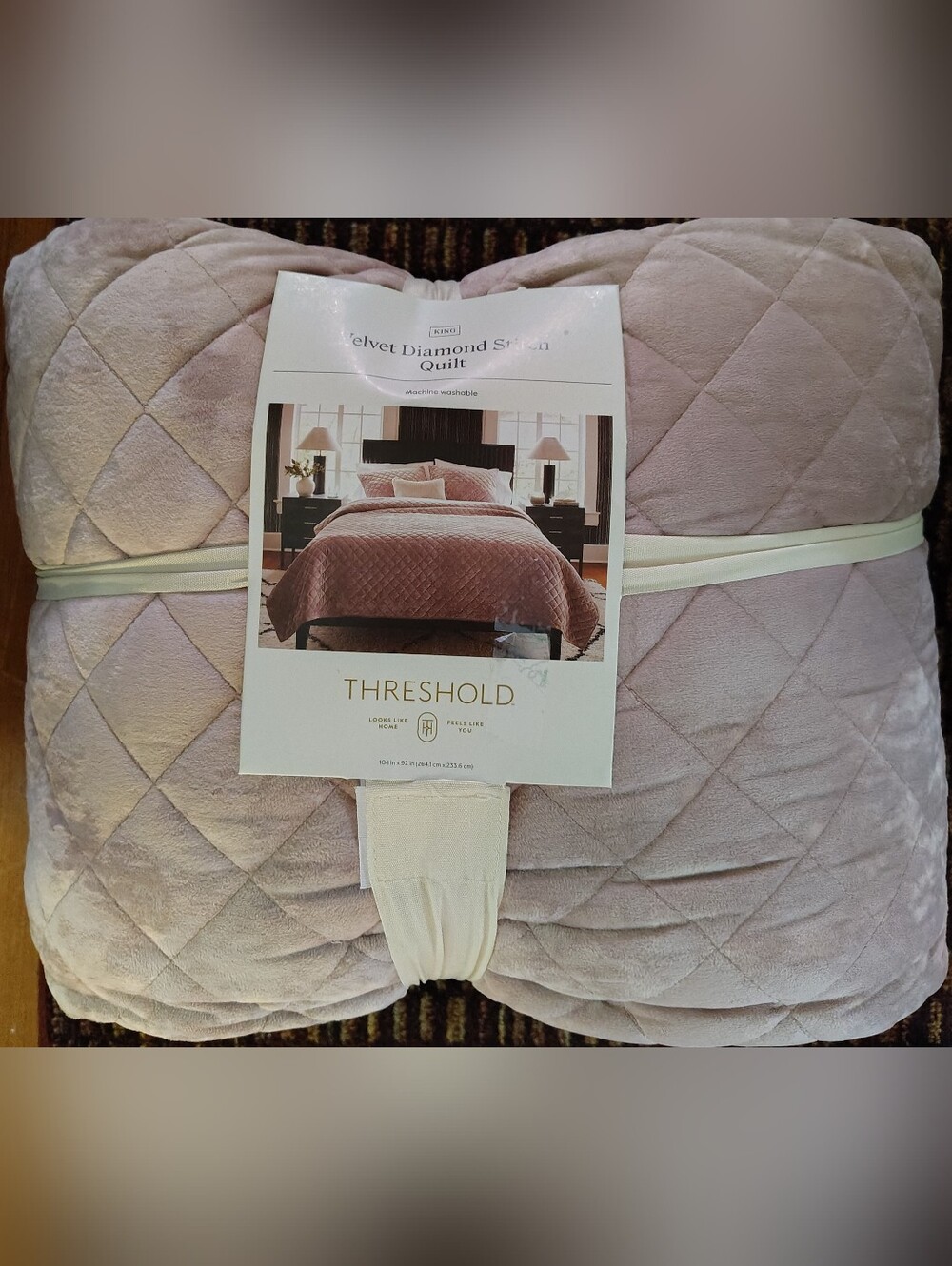 Threshold Velvet Diamond Stitch Quilt - Blush King Size